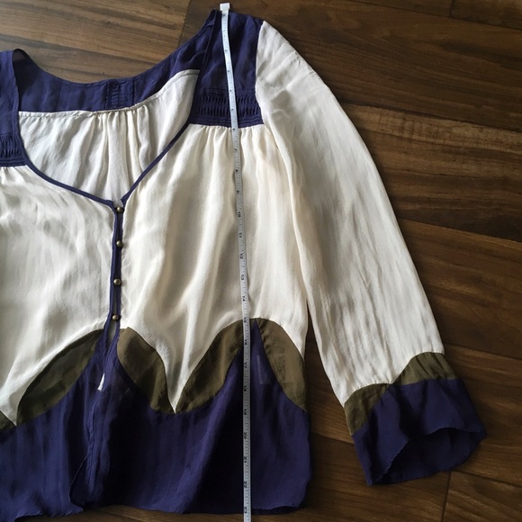 Macphee Women’s Blouse - Picture 5 of 7